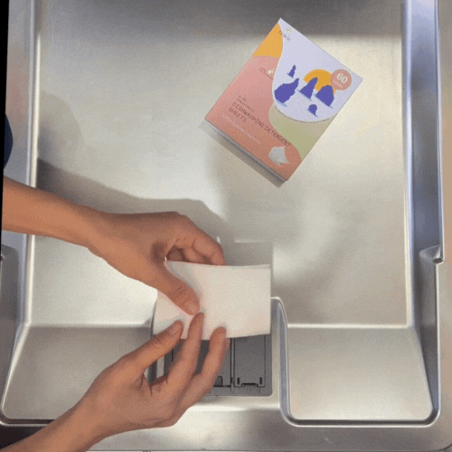 A step-by-step guide: How to use detergent sheets like a pro